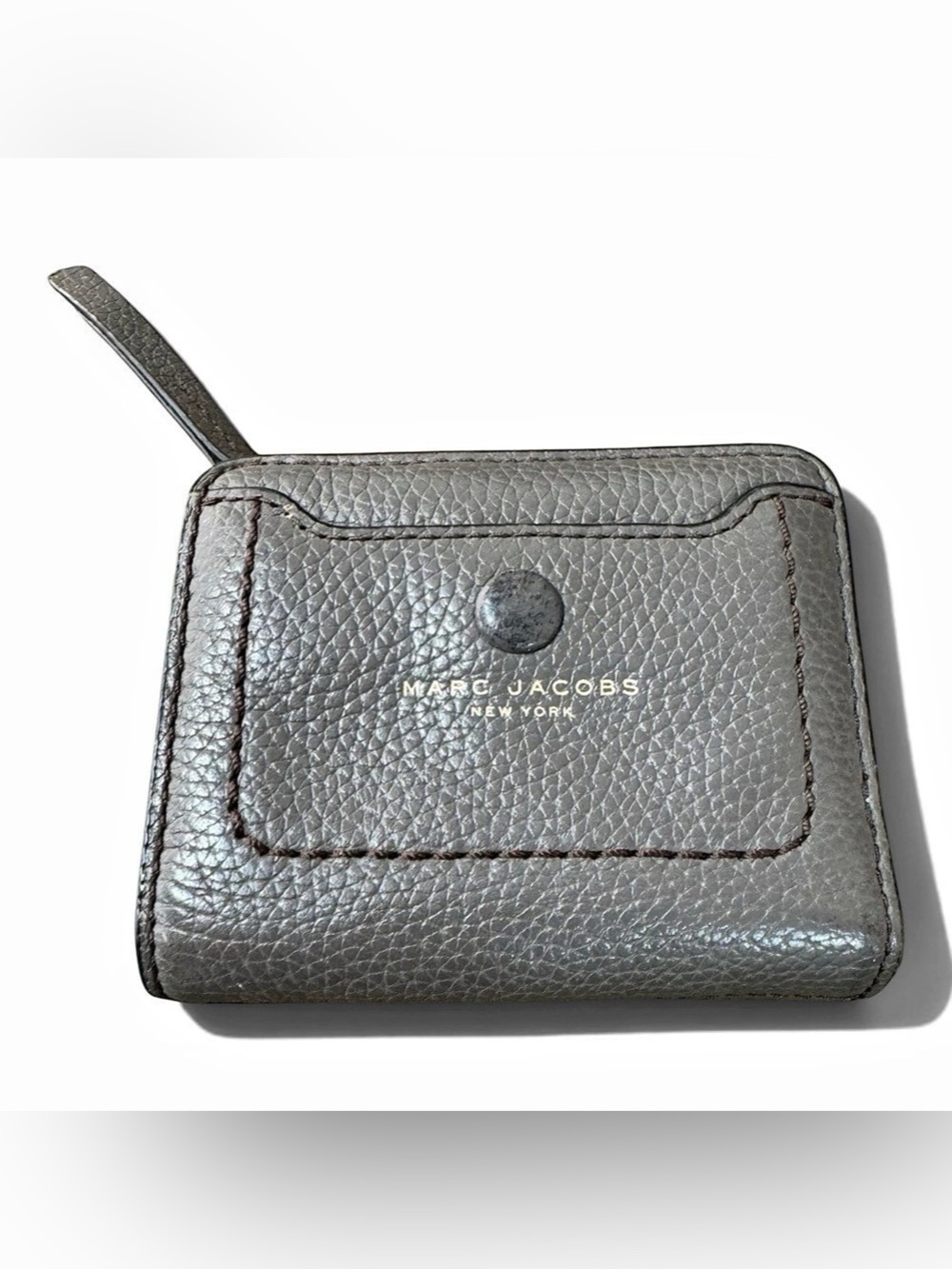 Marc Jacobs Empire City, Mini Compact Leather Coin Wallet in Gray